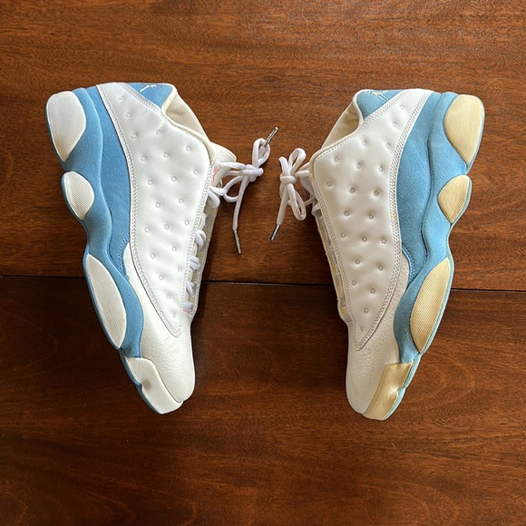 Jordan 13 Low “Uni Blue” - Women’s Sz 10.5 - Picture 2 of 6